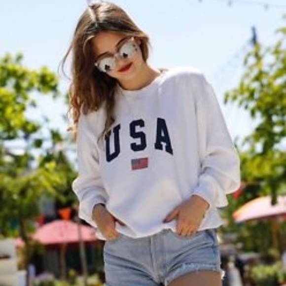 Brandy Melville Tops - NWT Brandy Melville/J. Galt Erica Sweatshirt USA